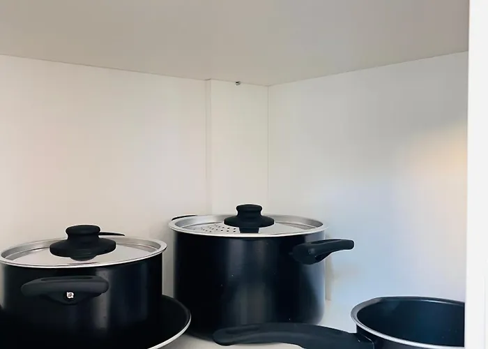 Modern Close To Subway & Vineyards Apartman